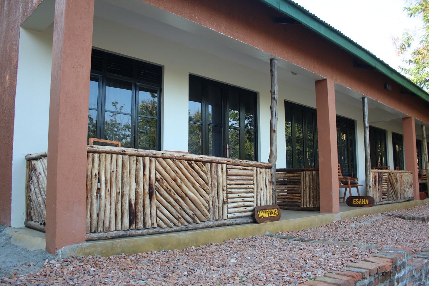 Accommodation in Uganda, Simba Safari Camp