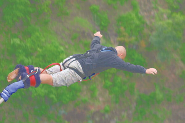 bungee-jumping