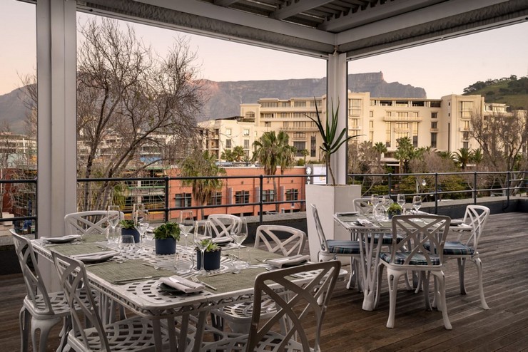 Accommodation in Cape Town Waterfront Breakwater Lodge