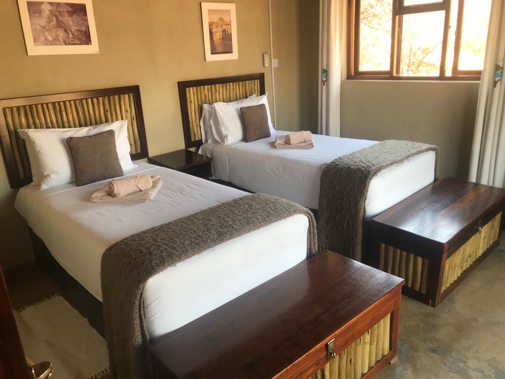Goo Moremi Gorge Accommodation