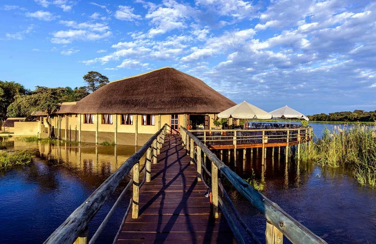 HAKUSEMBE RIVER LODGE Kavango Region