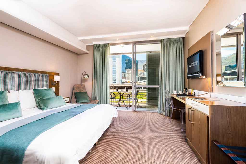 CPT-VIC24ACC Days 1 – 2: Cape Town, South Africa
