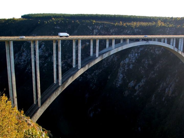 SC-03: Day 9: Durban – Port Elizabeth – Tsitsikamma National Park – Knysna, South Africa