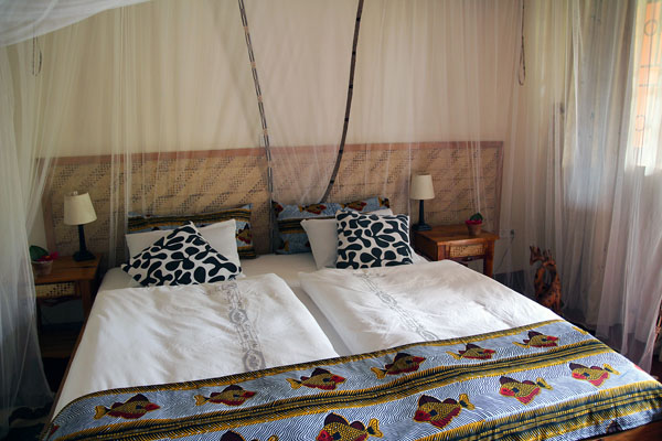 Bungalows, Kluges Guest Farm, Kabahango