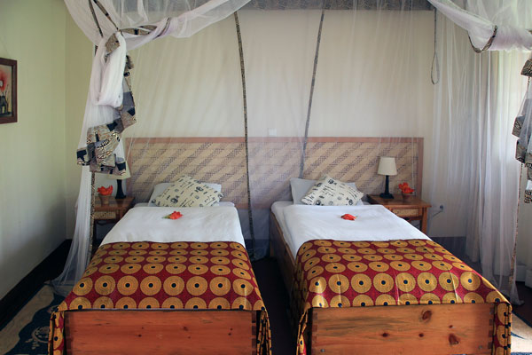 Bungalows, Kluges Guest Farm, Kabahango