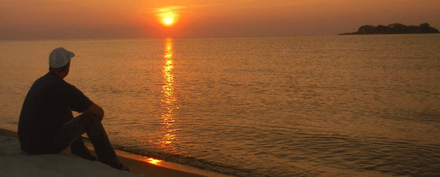 malawi-overland-tour-sunrise