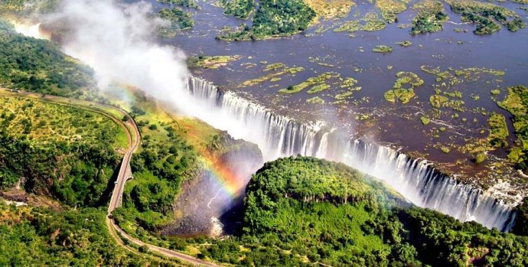 A Plunge Into Paradise: The Ultimate Guide To Devil’s Pool