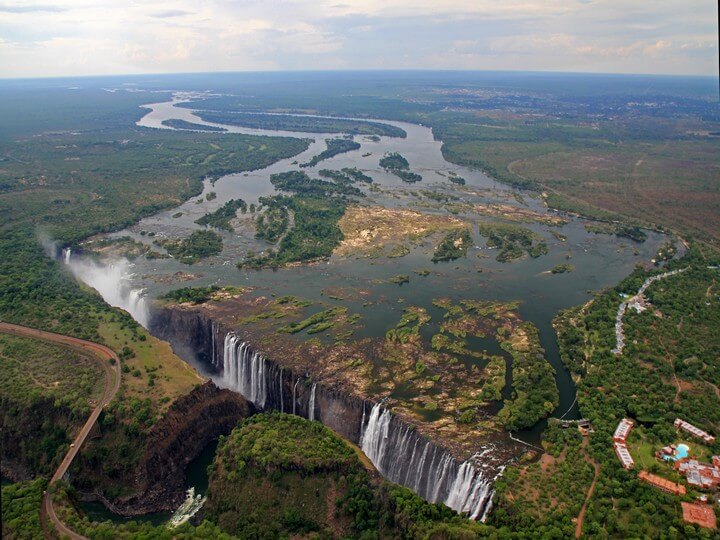 CV21 Days 19 – 21: Victoria Falls, Zimbabwe