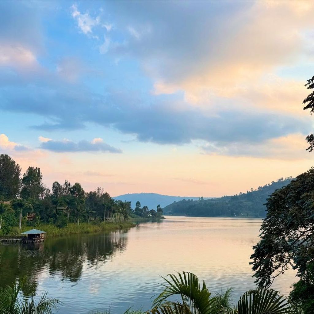 african overland tours where to go in uganda - Lake Bunyonyi