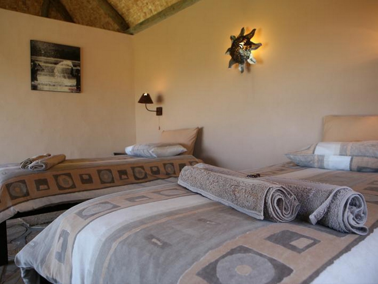 Felixe Unite Cabanas Rooms on an overland Tour in Orange River
