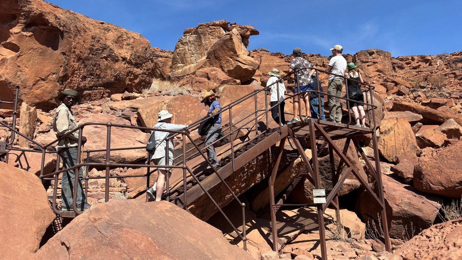 Twyfelfontein Guided Tour San Rock Paintings