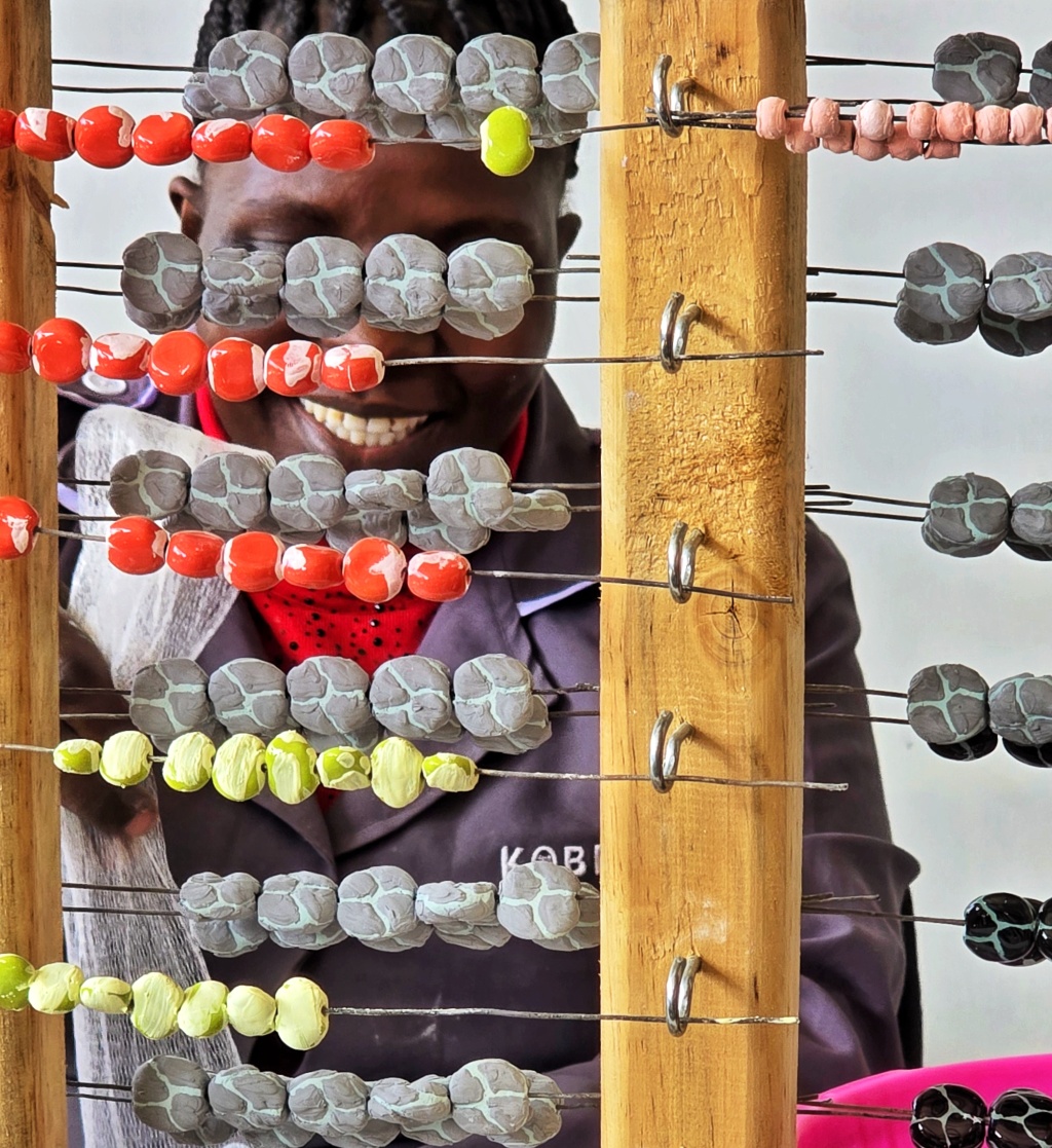 Woman doing bead work in Nairobi