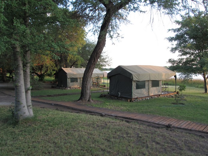 CPT-VIC24ACC Day 17: Okavango Delta – Maun, Botswana